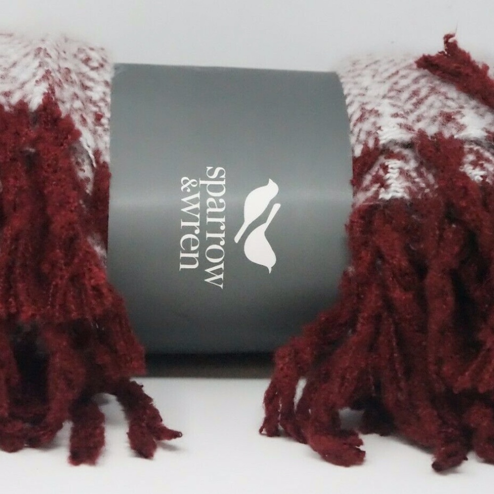 Sparrow & Wren Lutes Soft Plush Chevron Throw with Fringes - Cranberry Red